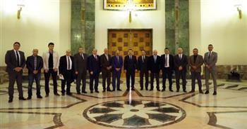 رئيس الوزراء العراقي يستقبل وفدا من الصحفيين والإعلاميين المصريين برئاسة كرم جبر
