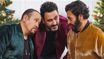 أكرم حسني يروج لأغنية "السهر والانبساط" مع حميد الشاعري وهشام عباس