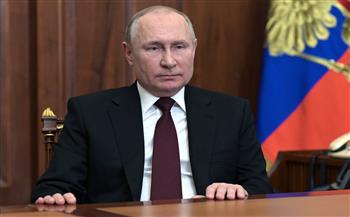 بوتين يعين دميترى مدفيديف نائبا أولا لرئيس اللجنة العسكرية الصناعية