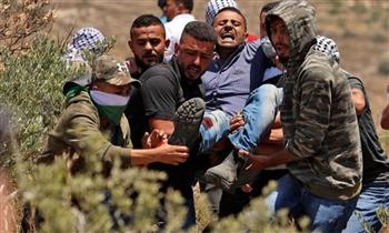إصابة عدة فلسطينيين في اعتداءات جيش الاحتلال الإسرائيلى بالضفة الغربية
