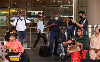 الهند تفرض اختبارات على معظم المسافرين القادمين من آسيا