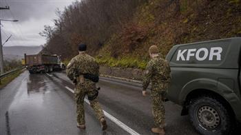 الصرب يضعون المزيد من حواجز الطرق في شمال كوسوفا في تحد للمطالب الدولية