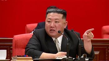 زعيم كوريا الشمالية يدعو إلى تعزيز دور منظمات الحزب خلال جلسة اليوم الثالث للاجتماع العام