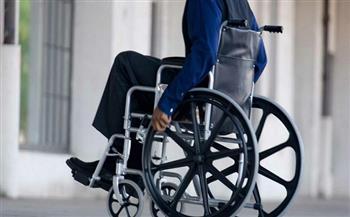 في استجابة فورية.. الداخلية تهدي مواطنا من ذوى الإعاقة بالشرقية كرسيا متحركا