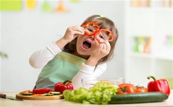 لا للمعلبات والــ “تيك أواي”: الأطعمة الأفضل لطفل ما قبل المدرسة