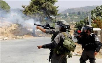 إصابة أربعة شبان فلسطينيين وثلاثة صحفيين خلال قمع الاحتلال الاسرائيلى لمسيرة كفر قدوم
