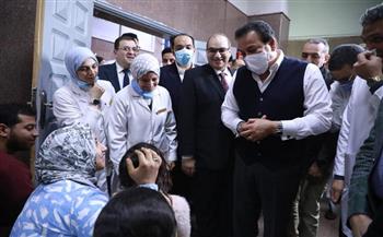 وزير الصحة يتفقد مستشفى الطوارئ داخل شبين الكوم التعليمي