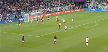 كأس العالم 2022.. «ليفاندوفسكي» يهدد مرمى فرنسا في 30 دقيقة