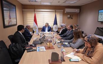 وزير السياحة يناقش آليات تنفيذ عدد من المشروعات التنموية بصعيد مصر