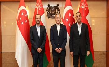 سلطنة عمان وسنغافورة تبحثان أوجه التعاون في المجالات الاقتصادية والثقافية
