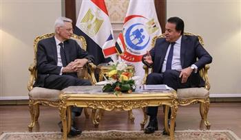 وزير الصحة يبحث مع سفير فرنسا لدى مصر سبل التعاون