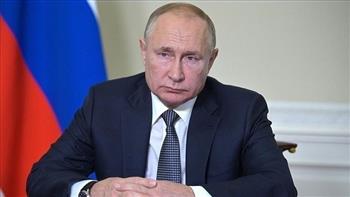 بوتين يمنح عضو برلمان دونيتسك وسام الشجاعة بعد وفاتها