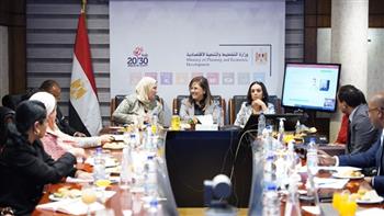 اللجنة الوزارية للمشروع القومي لتنمية الأسرة المصرية تتابع الموقف التنفيذي