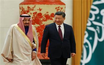 الرئيس الصيني يصل قصر اليمامة لبدء قمة الرياض مع العاهل السعودي 