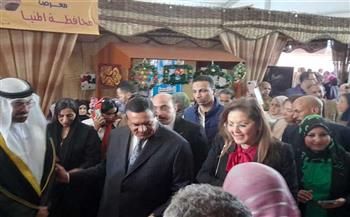وزيرا التنمية المحلية والتخطيط يفتتحان معرض «أيادي مصر»