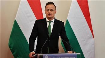 وزير الخارجية المجري: بروكسل تستخدم جميع أنواع الابتزاز ضد بودابست