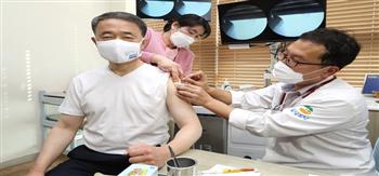 كوريا الجنوبية: تطعيم 44 مليون شخص بالكامل بلقاحات كورونا