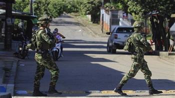مقتل شخصين في هجوم على قاعدة عسكرية في كولومبيا