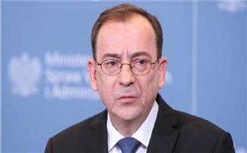 وزير الداخلية البولندي: نستعد لتدفق محتمل للاجئين من أوكرانيا 