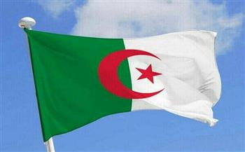الجزائر : إرهابيان يستسلمان للسلطات العسكرية جنوبي البلاد