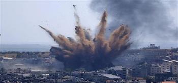 زوارق إسرائيلية تقصغ منطقة دير البلح وتنتشر قبالة ساحل قطاع غزة