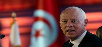 الرئيس التونسي يقرر تشكيل لجنة للتدقيق في كافة القروض والمنح التي حصلت عليها البلاد