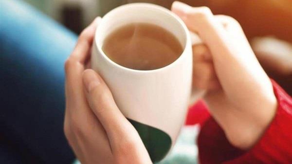 بينها عصير البرتقال والجزر.. مشروبات تزيد الشعور بالدفء