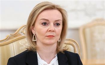 وزيرة الخارجية البريطانية : الوضع المتأزم حول أوكرانيا قد يستمر لأسابيع إذا لم يكن لشهور