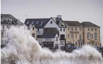 العاصفة "إيونس" تضرب دولاً أوروبية.. ووفيات في إيرلندا 