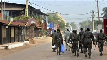 مقتل 8 جنود وإصابة 14 آخرين باشتباكات مع مسلحين بشمال مالي