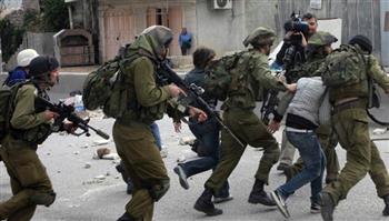 قوات الاحتلال تعتقل فلسطينيين وتصيب صحفيا في البلدة القديمة بالقدس