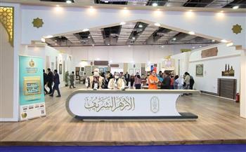 جناح الأزهر بمعرض الكتاب يقدم لزواره سلسلة «حقيقة الإسلام» بـ 13 لغة