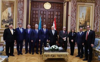 رئيس مجلس الشيوخ يستقبل وفدا برلمانيا كازاخستاني بمقر المجلس