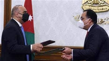 مدبولي يؤكد حرص الحكومة على توسيع نطاق الاستثمار المشترك مع الجانب الأردني