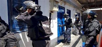 نادي الأسير الفلسطيني: عقوبات جماعية على الأسرى بسجن "نفحة" الإسرائيلي