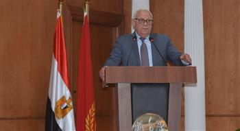 محافظ بورسعيد: الدولة أنفقت أكثر من 377 مليار جنيه استثمارات بالمشروعات المختلفة