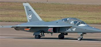 "الدفاع الإماراتية" تعتزم شراء 12 طائرة صينية من طراز L15