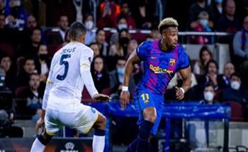 الدوري الأوروبي.. برشلونة ضيفًا ثقيلاً على نابولي في ملعب مارادونا