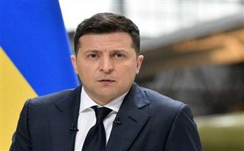 الرئيس الأوكراني يعلن قطع العلاقات مع روسيا