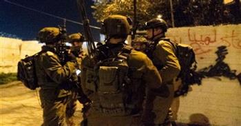 قوات إسرائيلية خاصة تقتحم مُخيم "الأمعري" وتعتقل شابين فلسطينيين