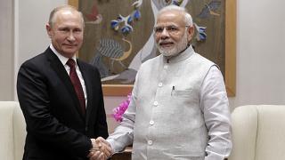 بوتين يناقش الوضع حول أوكرانيا مع رئيس وزراء الهند