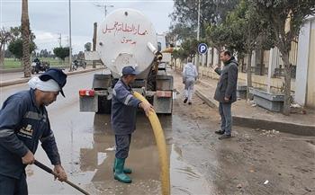 حملات لرفع مياه الأمطار وتشغيل محطات الصرف بمراكز ومدن كفر الشيخ