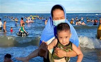 مصرع 13 شخصا جراء غرق زورق سياحي في فيتنام
