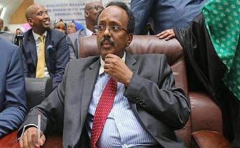 رئيس الصومال يبحث مع الاتحاد الأفريقي جهود مكافحة الإرهاب في مقديشيو