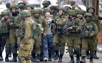 "الوطن" العمانية: إسرائيل تستغل الانشغال الدولي بالأحداث الكبرى لارتكاب الانتهاكات ضد الفلسطينيين