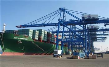 تداول 26 سفينة حاويات وبضائع عامة بميناء دمياط خلال 24 ساعة