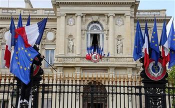 فرنسا تدعو رعاياها إلى مغادرة روسيا
