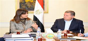 وزيرا قطاع الأعمال والهجرة يبحثان الاستعداد لمؤتمر «مصر تستطيع»
