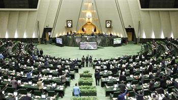 إصابة نحو 50 برلمانياً إيرانياً بالمتحورة أوميكرون