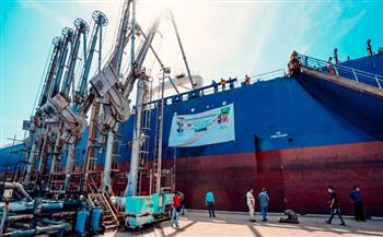 وصول الدفعة السابعة من منحة المشتقات النفطية السعودية إلى محافظة عدن